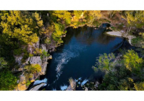 Le MAS DE LA CASCADE D'ARGENS
